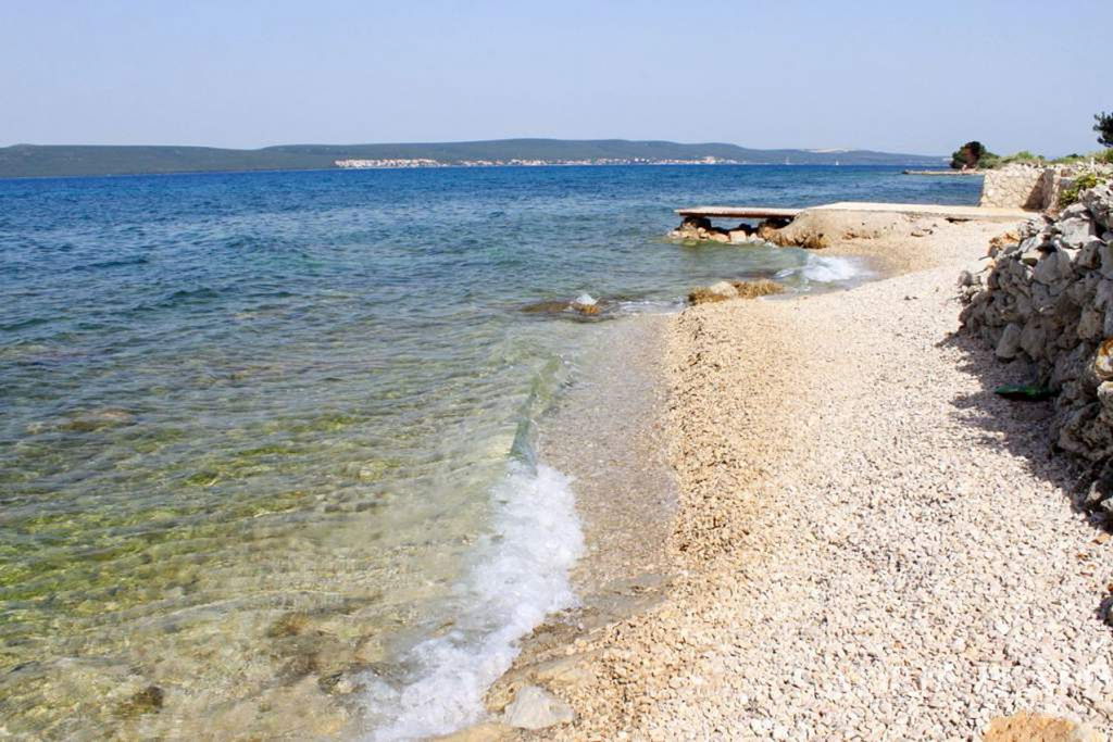 POĽNOHOSPODÁRSKA PÔDA 80 M OD MORA - NEVIĐANE, PAŠMAN