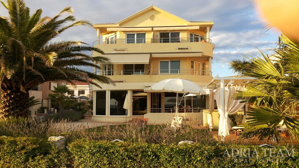 ŠTVORIZBOVÝ APARTMÁN, PRVÝ RAD PRI MORI - PRIVLAKA, ZADAR