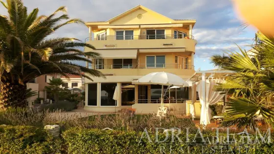 ŠTVORIZBOVÝ APARTMÁN, PRVÝ RAD PRI MORI - PRIVLAKA, ZADAR nehnuteľnosť na predaj