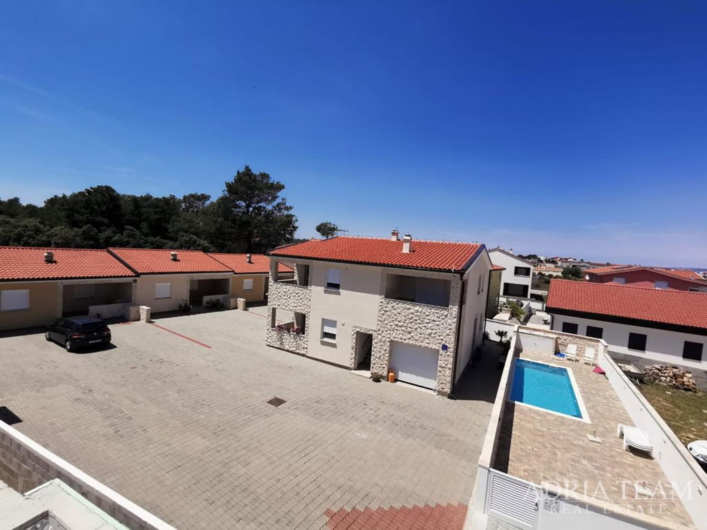 JEDINEČNÝ KOMPLEX NA TURISTICKÝ PRENÁJOM - VIR,  ZADAR