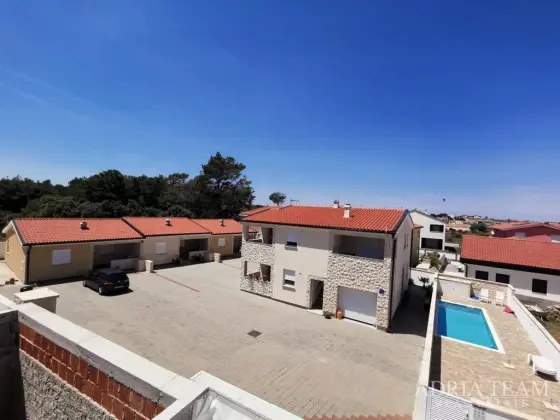 JEDINEČNÝ KOMPLEX NA TURISTICKÝ PRENÁJOM - VIR,  ZADAR nehnuteľnosť na predaj