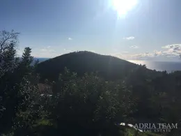 POZEMOK PRAVIDELNÉHO TVARU, 850 M OD MORIA, BABINO POLJE - MLJET nehnuteľnosť na predaj