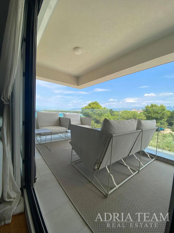 APARTMÁN S 3 SPÁLŇAMI, 1. RAD PRI MORI, POVLJANA - PAG