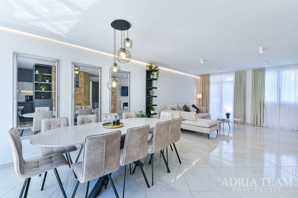 4 LUXUSNÉ DOMY NA PREDAJ V ZADARE, OBLASŤ DIKLOVAC