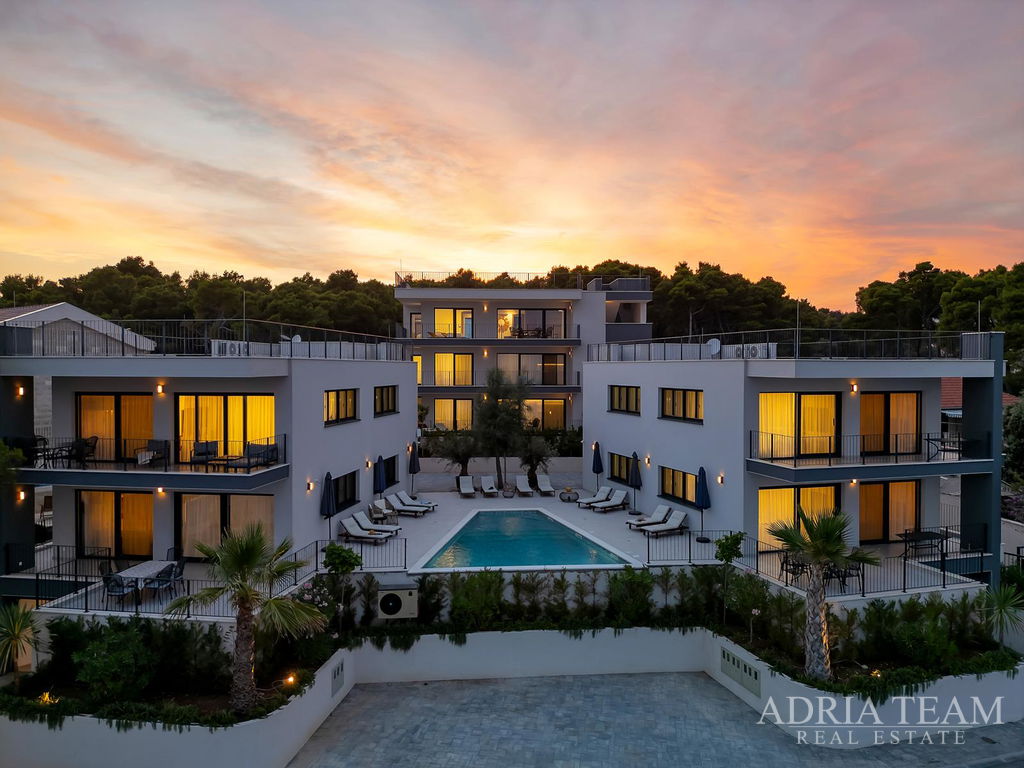 APARTMÁN, 10m OD MORA -  SUĆURAJ, HVAR