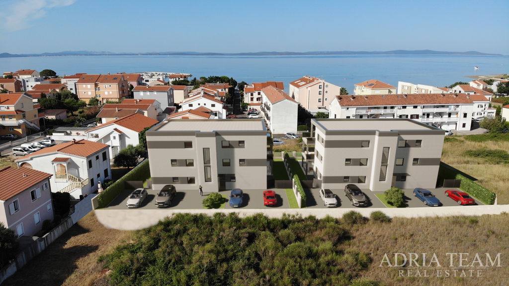 PENTHOUSE – NOVOSTAVBA – 150 m OD MORA – PRIVLAKA