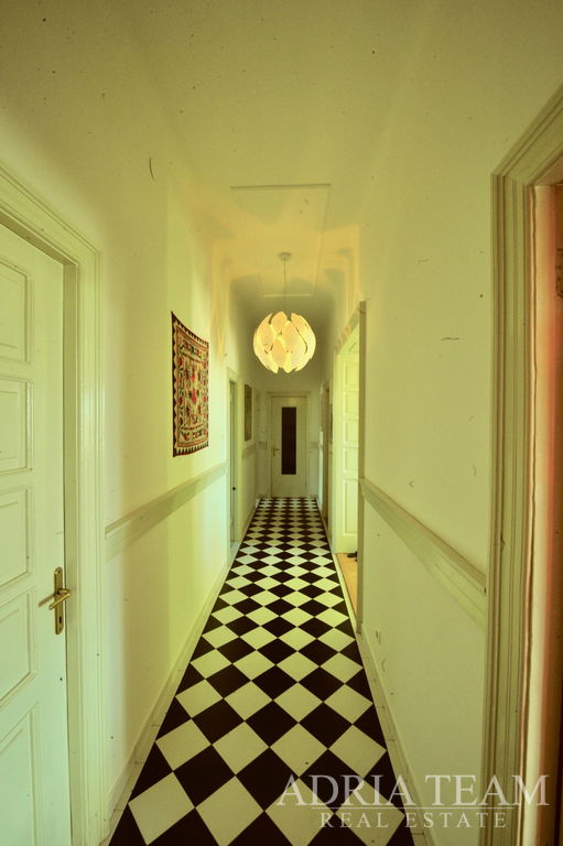 APARTMÁN V BEZPROSTREDNEJ BLÍZKOSTI MOSTA A STARÉHO MESTSKÉHO JADRA -  BRANIMIR,  ZADAR