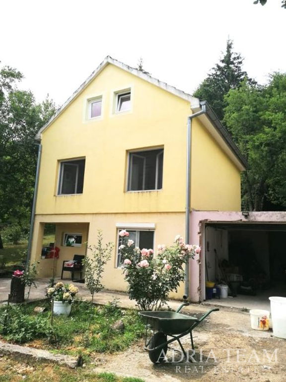 DOM V KRÁSNOM PROSTREDÍ - RIČICE