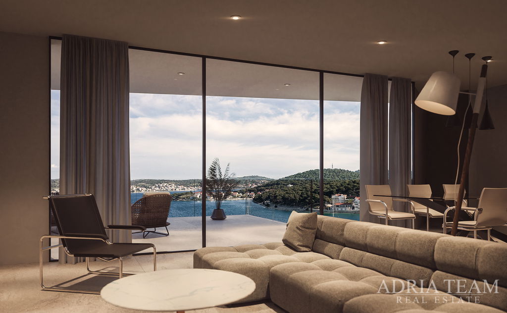 PLNE VYBAVENÁ VILLA 100m OD MORA, KRÁSNY VÝHĽAD, ŠPIČKOVÝ DIZAJN - ROGOZNICA