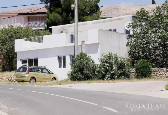 DOM VZDIALENÝ 200m OD MORIA - MASLENICA nehnuteľnosť na predaj