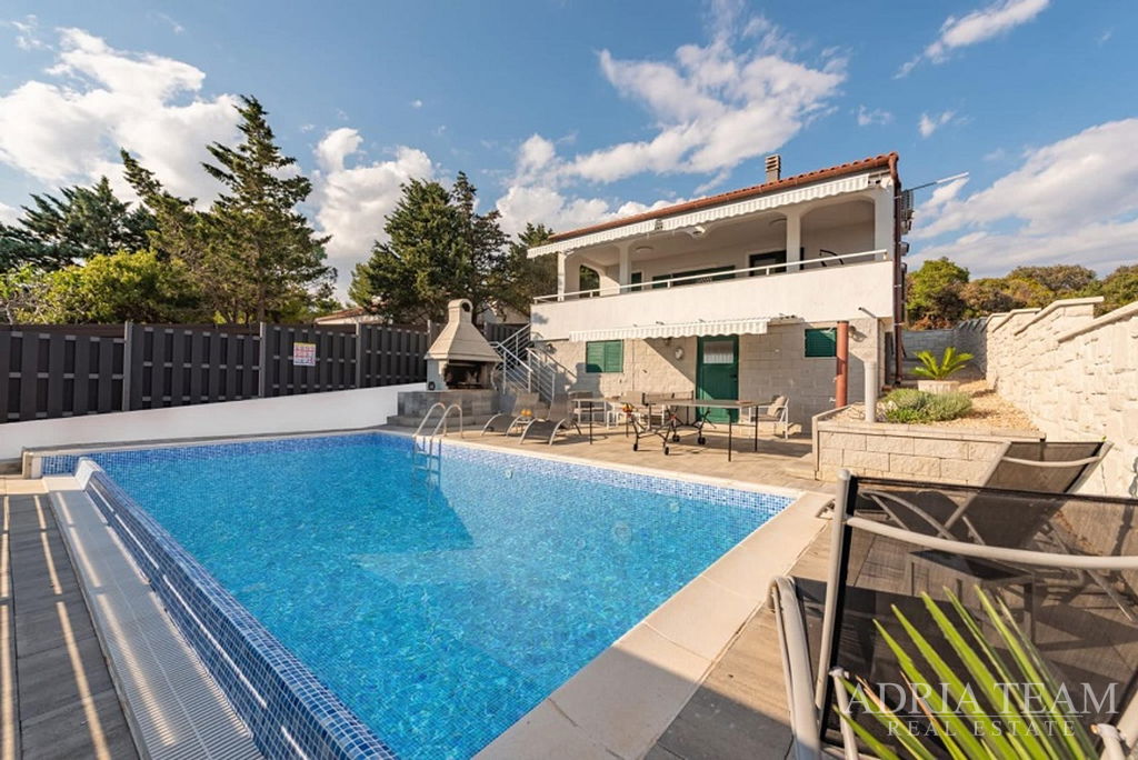 DOM + 2 MOBILNÉ DOMY, PRVÝ RAD PRI MORI - MANDRE, PAG