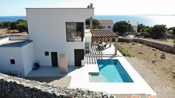 VILA S BAZÉNOM, NOVOSTAVBA - LUN, PAG nehnuteľnosť na predaj