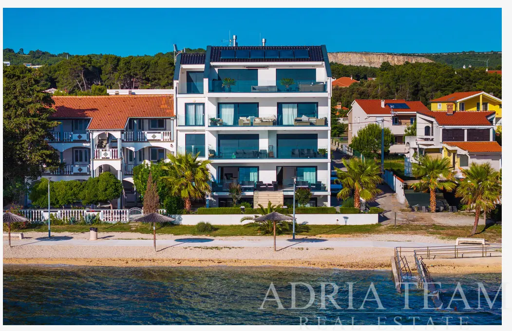 LUXUSNÝ APARTMÁN, 1. RAD PRI MORI, MODERNÝ DIZAJN – BIBINJE
