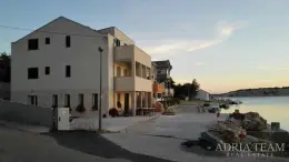 RADOVÝ DOM, PRVÁ RADA PRI MORI- ŠIMUNI, PAG nehnuteľnosť na predaj