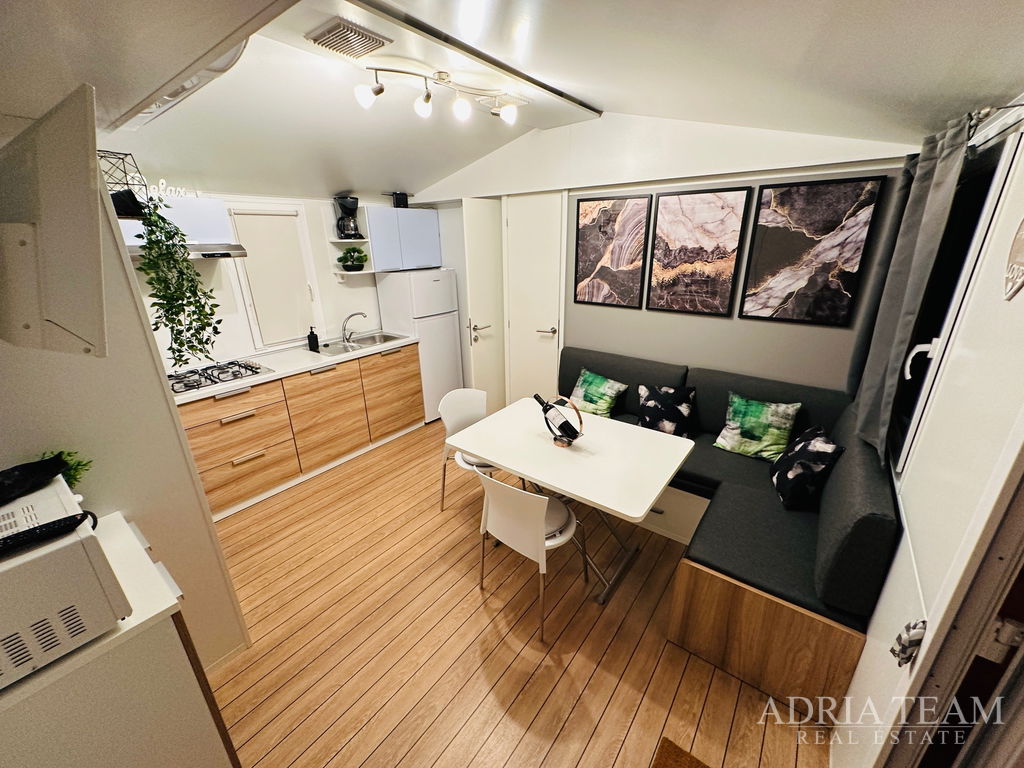 MOBILNÝ DOM TYP ADRIA, KAPACITA 4+2 OSOBY - BIOGRAD NA MORU