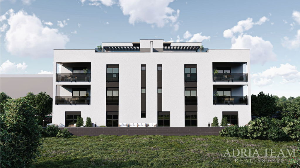 PENTHOUSE SO STREŠNOU TERASOU A VÝHĽADOM NA MORE - SABUNIKE, ZADAR