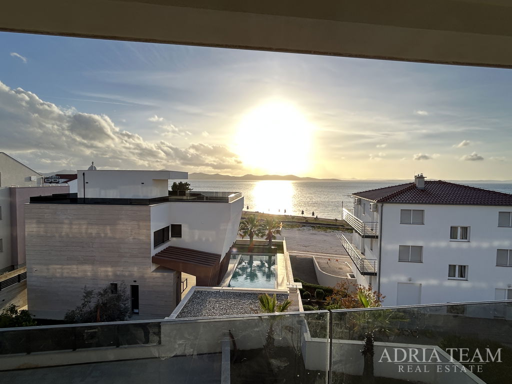 PENTHOUSE 70m OD MORA, NOVOSTAVBA – ZADAR, DIKLO