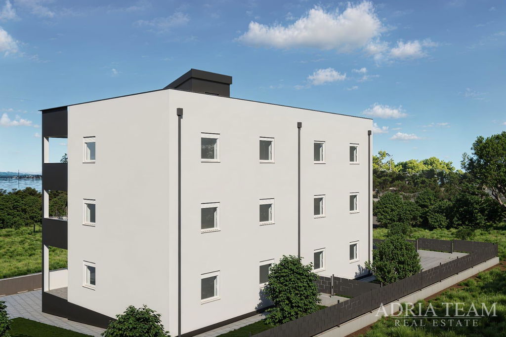 STAVEBNÝ POZEMOK S PLATNÝM STAVEBNÝM POVOLENÍM NA BYTOVÝ OBJEKT S 6 BYTOVÝMI JEDNOTKAMI - PRIVLAKA