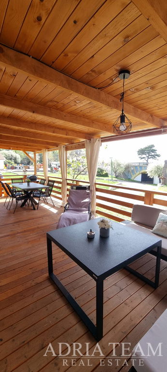 PLNE ZARIADENÝ MOBILNÝ DOM - KEMP RACA, SVETI JURAJ