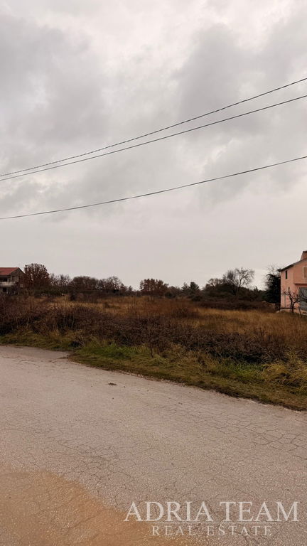 STAVEBNÝ POZEMOK 3727m2 – GALOVAC