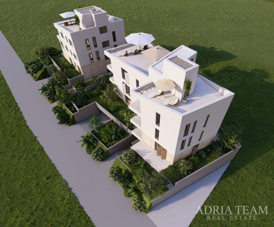 APARTMÁN S2, JUŽNÁ BUDOVA, NOVOSTAVBA - PETRČANE