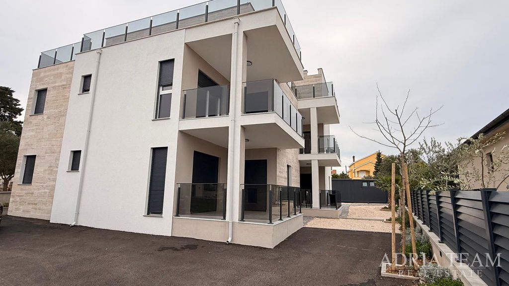 APARTMÁN NOVOSTAVBA – PRIVLAKA