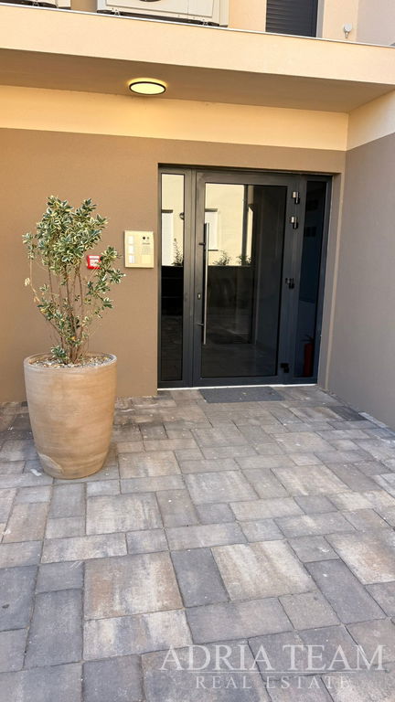 PENTHOUSE  – STREŠNÁ TERASA – NOVOSTAVBA – PRIVLAKA