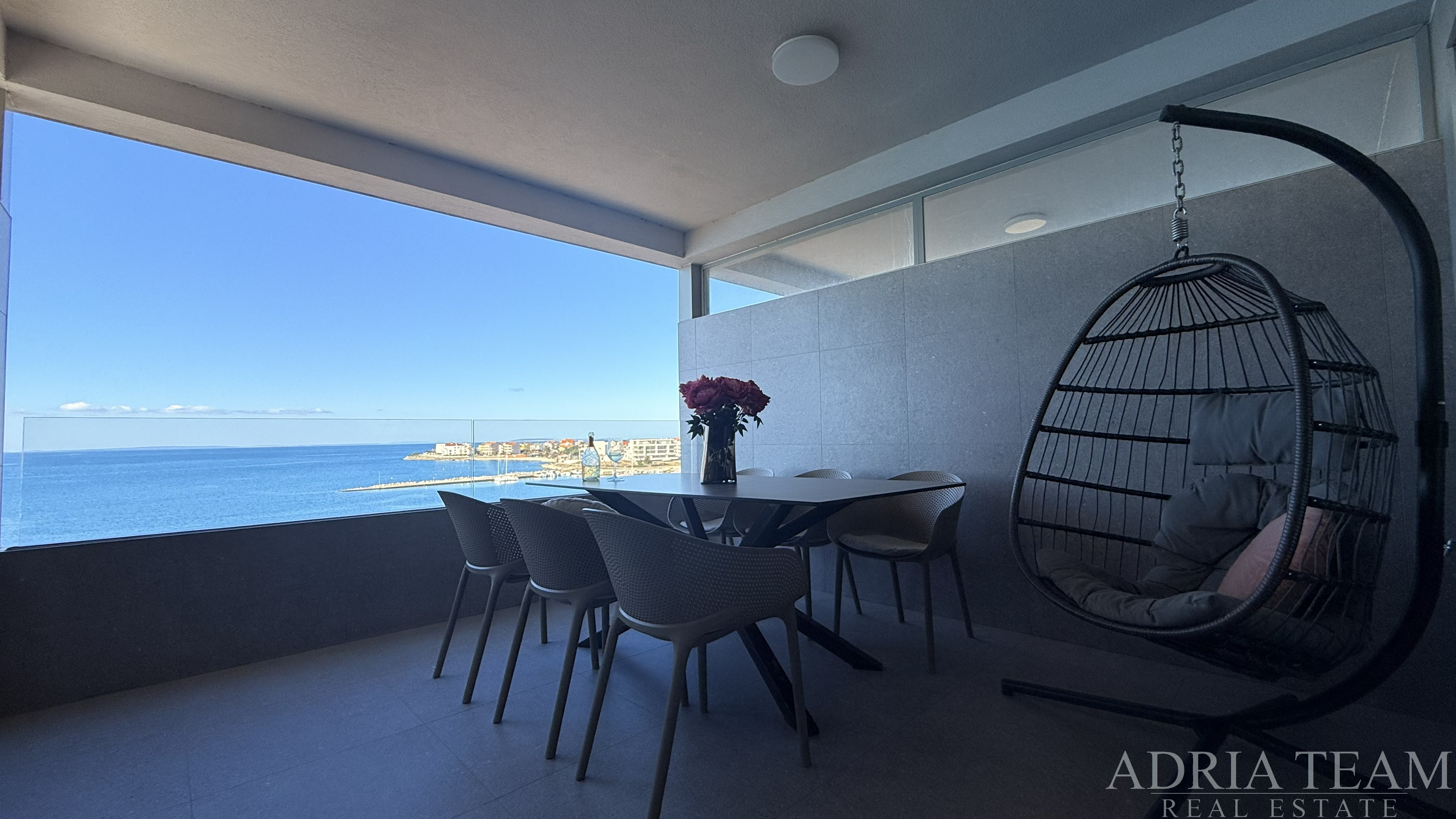 3-IZBOVÝ APARTMÁN, PRVÝ RAD PRI MORI – POVLJANA, PAG