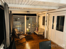 MOBILNÝ DOM TYP ADRIA, KAPACITA 4+2 OSOBY - BIOGRAD NA MORU nehnuteľnosť na predaj