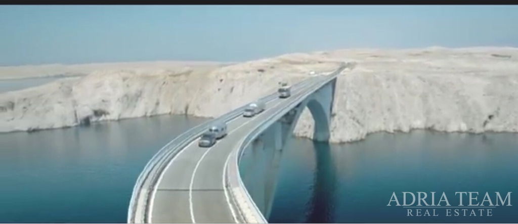 STAVEBNÝ POZEMOK B. - BLÍZKO ZRĆE BEACH- ZÓNA T3 - PAG, KOLAN