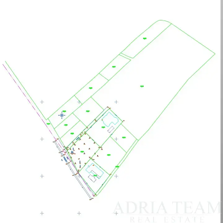 ATRAKTÍVNY STAVEBNÝ POZEMOK S KONCEPČNÝM PROJEKTOM – MOLAT, BREGULJE