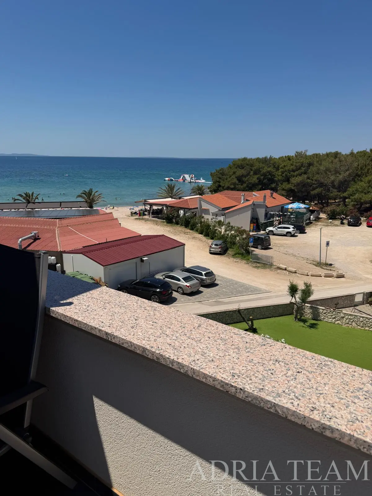 TROJIZBOVÝ APARTMÁN V PODKROVÍ – POVLJANA, OSTROV PAG