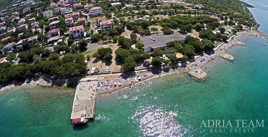 STAVEBNÝ POZEMOK S VÝHĽADOM NA MORE – KLENOVICA, NOVI VINODOLSKI