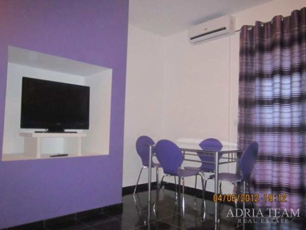 APARTMÁNOVÝ DOM SO 7 APARTMÁNMI – PRIVLAKA